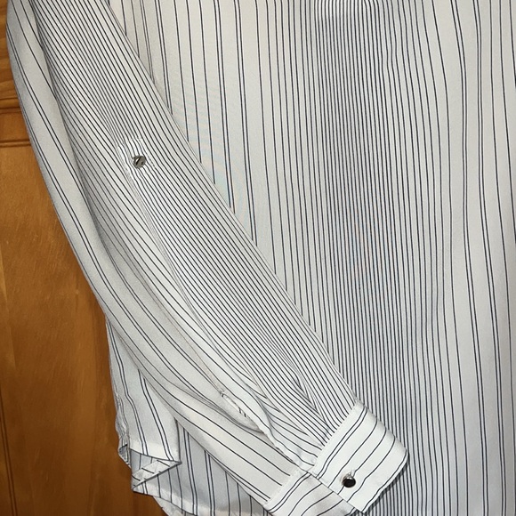 Ann Taylor Petite White & Navy Striped Keyhole Blouse [Size Large P] - Picture 6 of 12